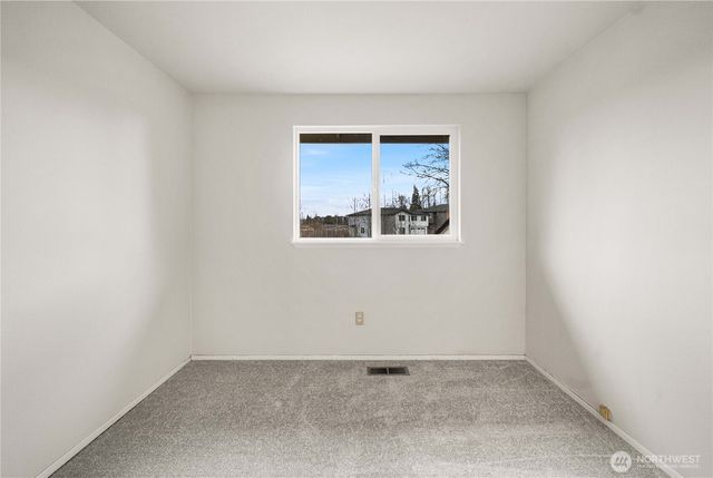 14711 SE 274th Court, Kent, WA 98042