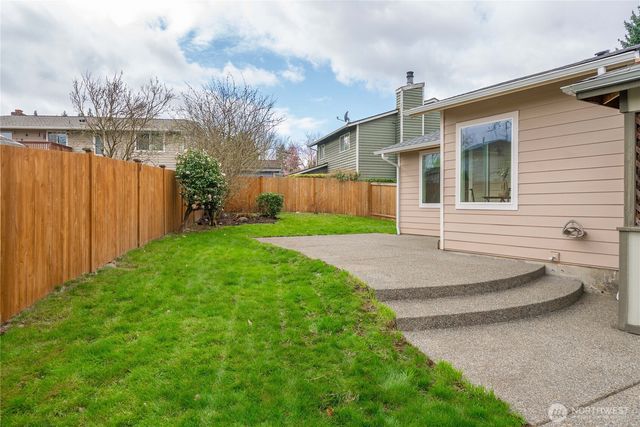 14711 SE 274th Court, Kent, WA 98042