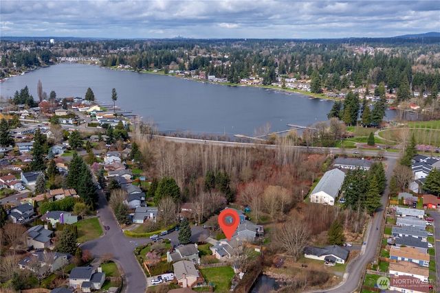 14711 SE 274th Court, Kent, WA 98042