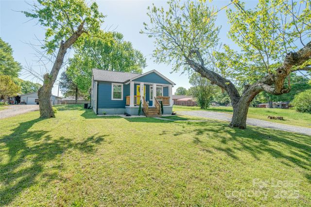 126 Tomberlin Road, Mount Holly, NC 28120
