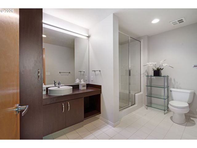 1255 Nw 9TH Ave 907, Portland, OR 97209