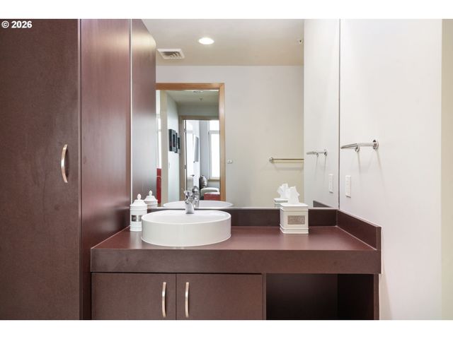 1255 Nw 9TH Ave 907, Portland, OR 97209