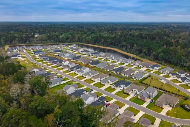 25281 Burlington Dr, Denham Springs, LA 70726