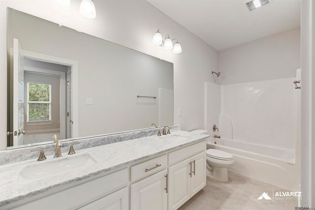 25281 Burlington Dr, Denham Springs, LA 70726