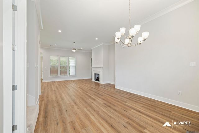 25281 Burlington Dr, Denham Springs, LA 70726