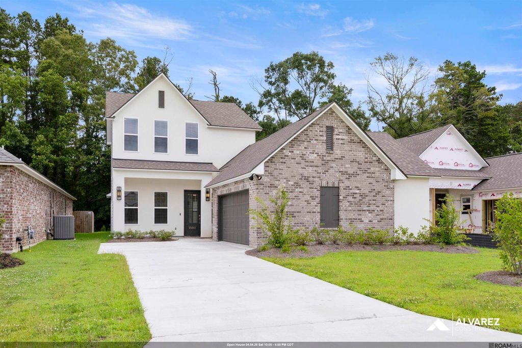 25281 Burlington Dr, Denham Springs, LA 70726