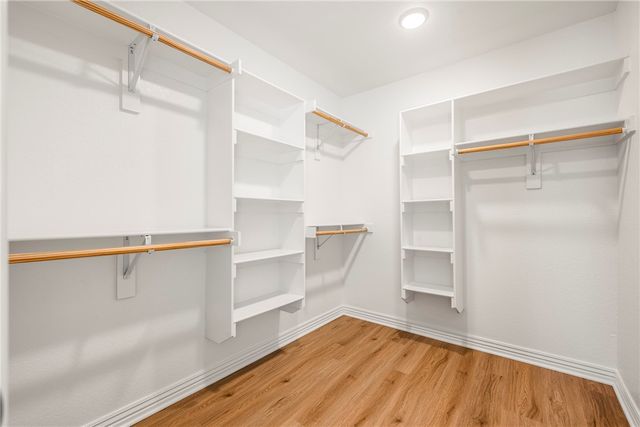 121 Carrington Avenue B, Lowell, AR 72745