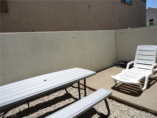 5628 Dawn Falls Street, Las Vegas, NV 89148