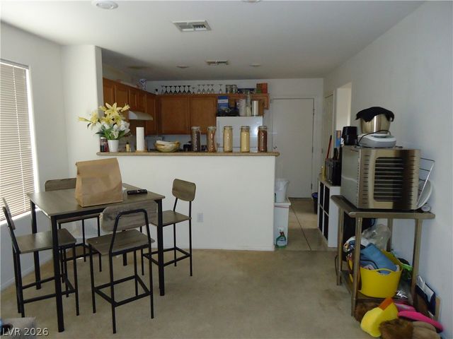 5628 Dawn Falls Street, Las Vegas, NV 89148