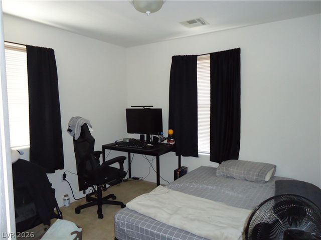 5628 Dawn Falls Street, Las Vegas, NV 89148