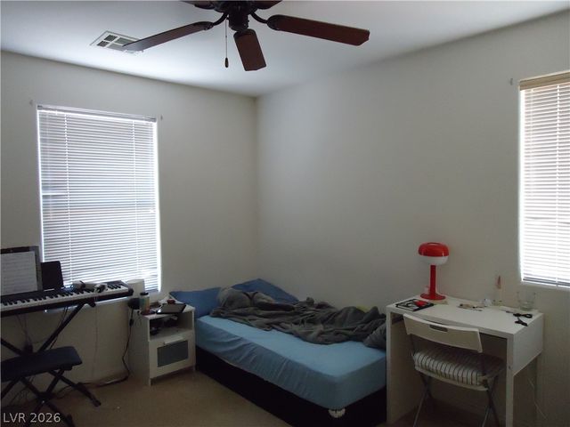 5628 Dawn Falls Street, Las Vegas, NV 89148
