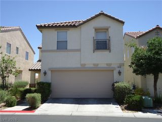 5628 Dawn Falls Street, Las Vegas, NV 89148