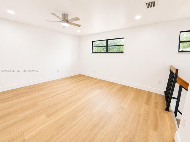 17343 NW 66th Pl, Hialeah, FL 33015