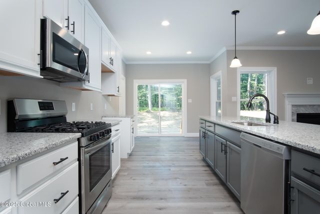 18 Killington Lane, Johnstown, NY 12095