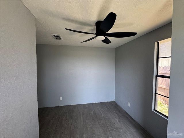 6107 Avenue A, Mission, TX 78574