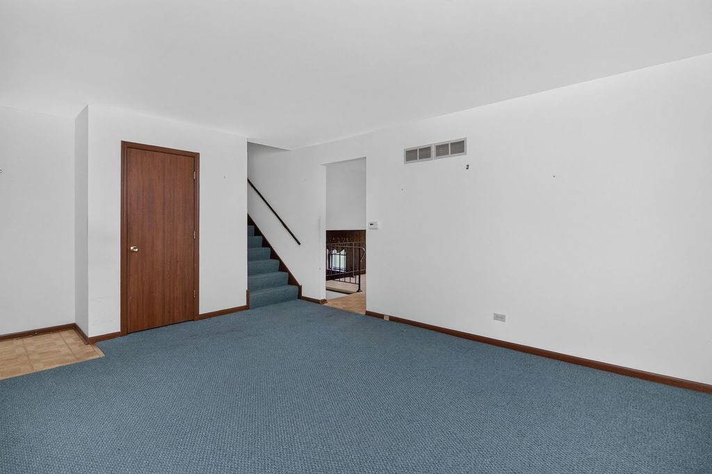 2976 Drover Lane, Darien, IL 60561 — photo 2