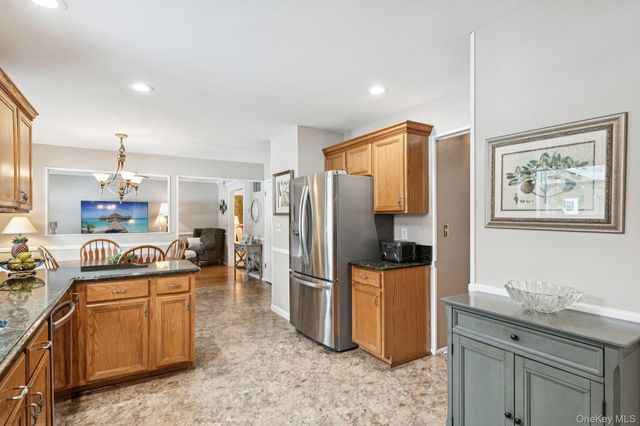 2 Robert Crescent, Stony Brook, NY 11790