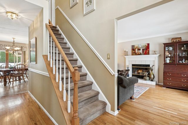 2 Robert Crescent, Stony Brook, NY 11790