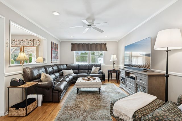 2 Robert Crescent, Stony Brook, NY 11790