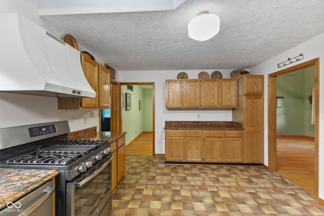 2 Marley Court, Whiteland, IN 46184