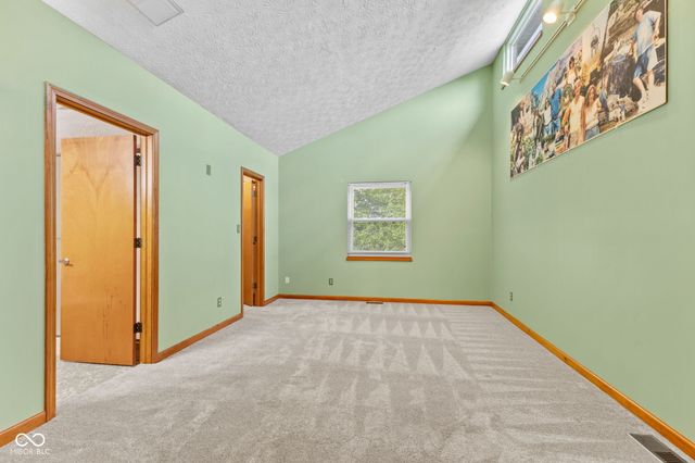 2 Marley Court, Whiteland, IN 46184