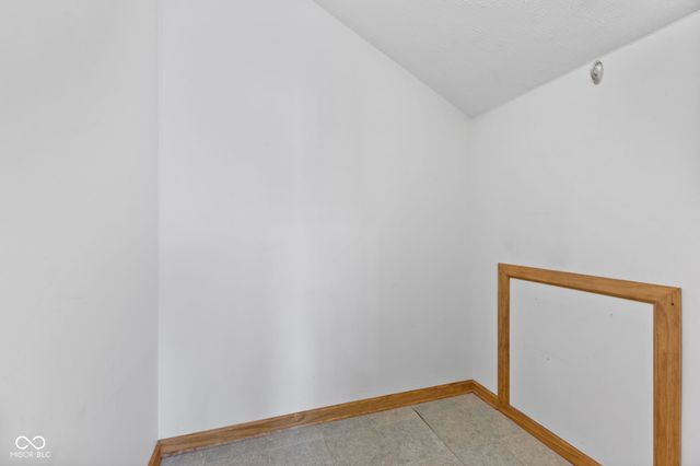 2 Marley Court, Whiteland, IN 46184