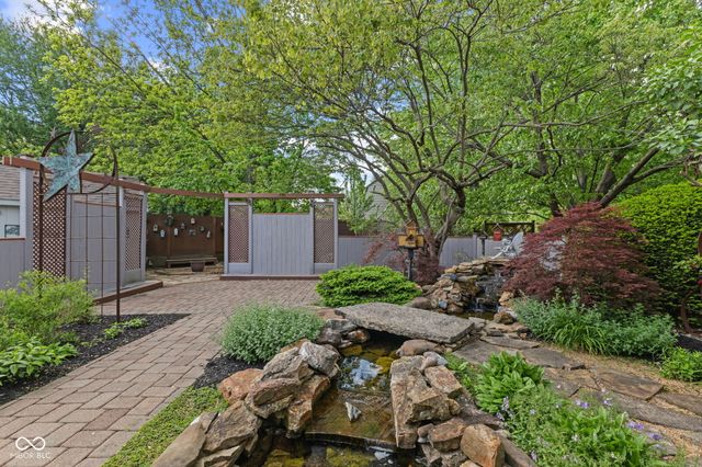 2 Marley Court, Whiteland, IN 46184