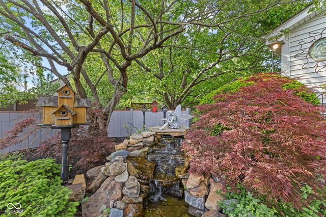 2 Marley Court, Whiteland, IN 46184