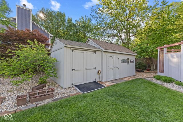 2 Marley Court, Whiteland, IN 46184