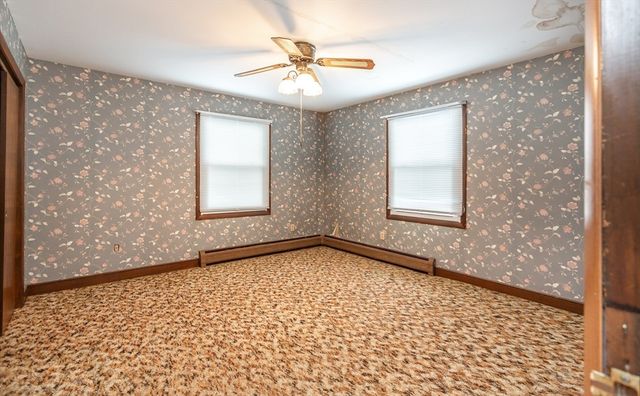 53 Lindsey Ln, Swansea, MA 02777