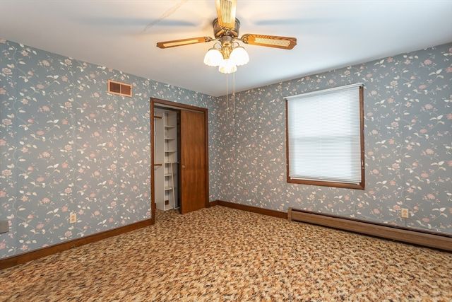 53 Lindsey Ln, Swansea, MA 02777