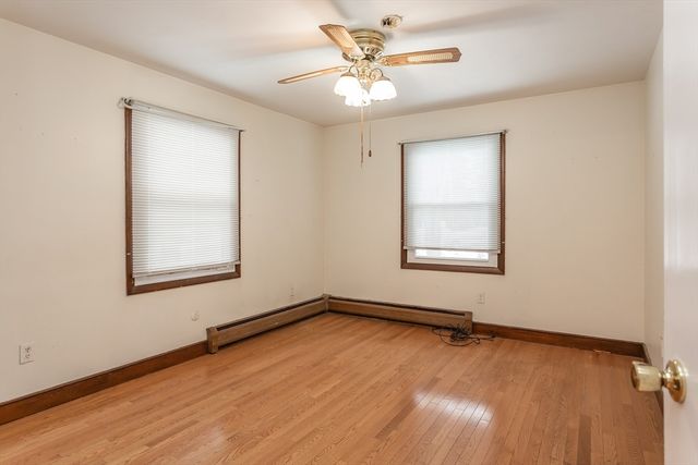 53 Lindsey Ln, Swansea, MA 02777