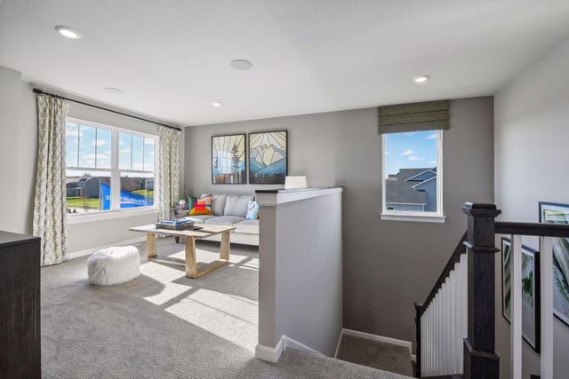 1542 Philipp Way, Shakopee, MN 55379