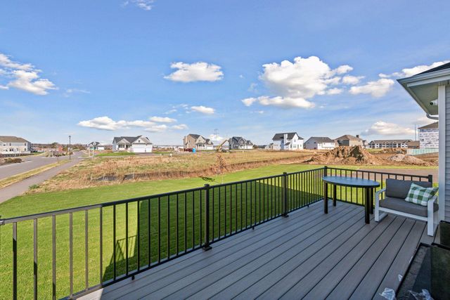 1542 Philipp Way, Shakopee, MN 55379