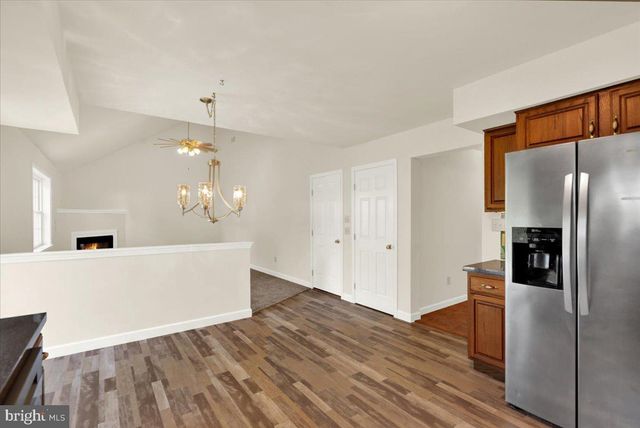 208 CRYSTAL CIR, Birdsboro, PA 19508