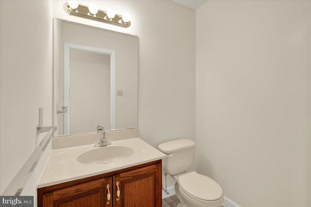 208 CRYSTAL CIR, Birdsboro, PA 19508