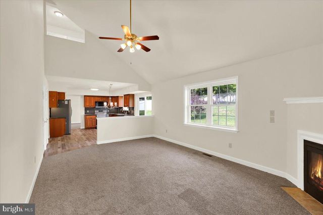 208 CRYSTAL CIR, Birdsboro, PA 19508