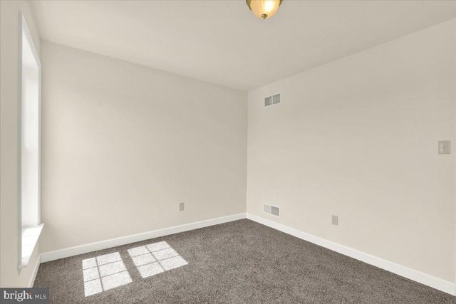 208 CRYSTAL CIR, Birdsboro, PA 19508