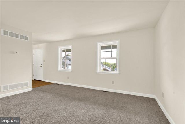 208 CRYSTAL CIR, Birdsboro, PA 19508