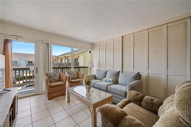 14810 Windward Dr 301, Corpus Christi, TX 78418