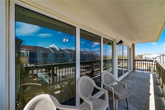 14810 Windward Dr 301, Corpus Christi, TX 78418