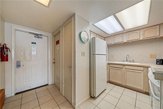 14810 Windward Dr 301, Corpus Christi, TX 78418