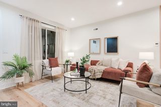 2619 E HUNTINGDON ST, Philadelphia, PA 19125