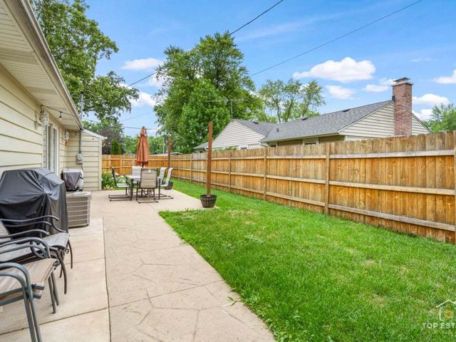 3731 Wren Lane, Rolling Meadows, IL 60008