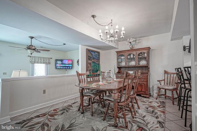 712 LAKEFRONT, Galloway, NJ 08205