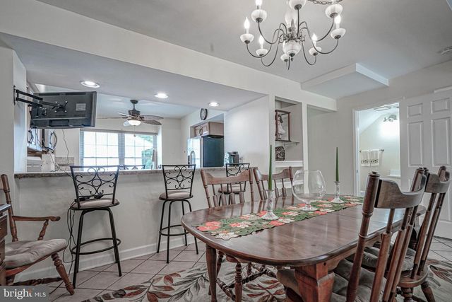 712 LAKEFRONT, Galloway, NJ 08205
