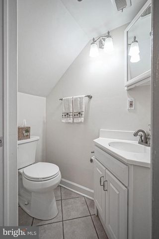 712 LAKEFRONT, Galloway, NJ 08205