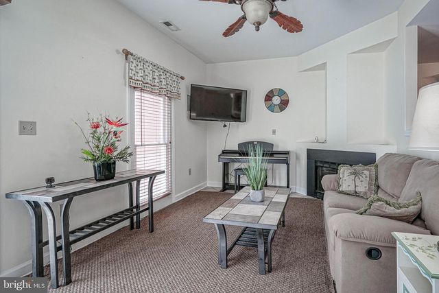 712 LAKEFRONT, Galloway, NJ 08205