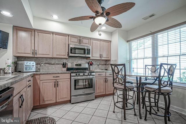 712 LAKEFRONT, Galloway, NJ 08205