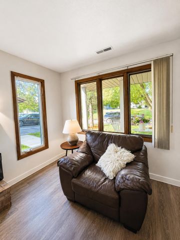 4677 Sorrell Point, Eagan, MN 55122